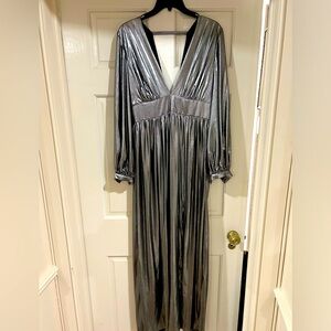 Beautiful party dress with tags